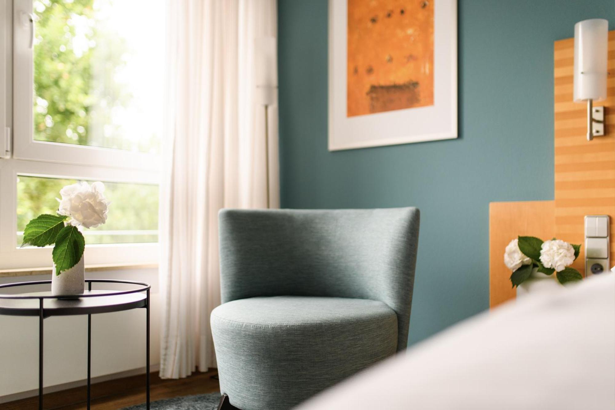Hotel Hiller In Abstatt エクステリア 写真